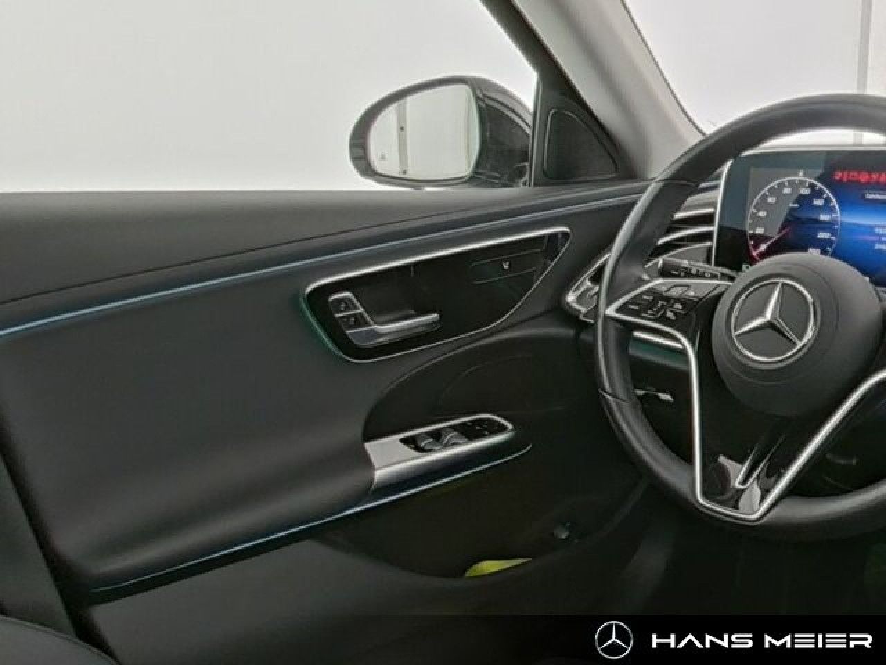 Mercedes-Benz E-Klasse – Bild 9