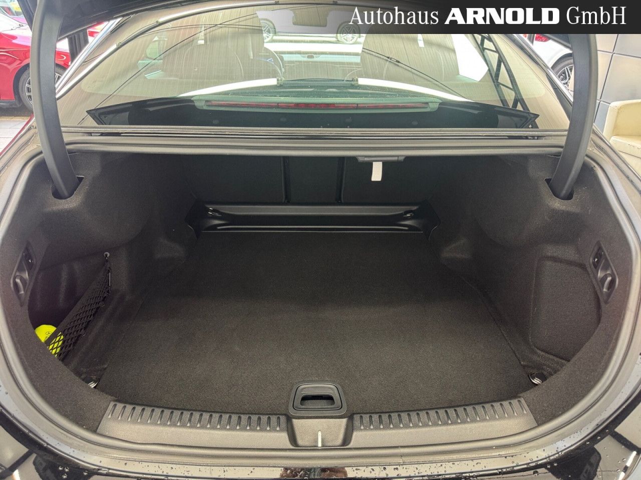Mercedes-Benz E-Klasse – Bild 15