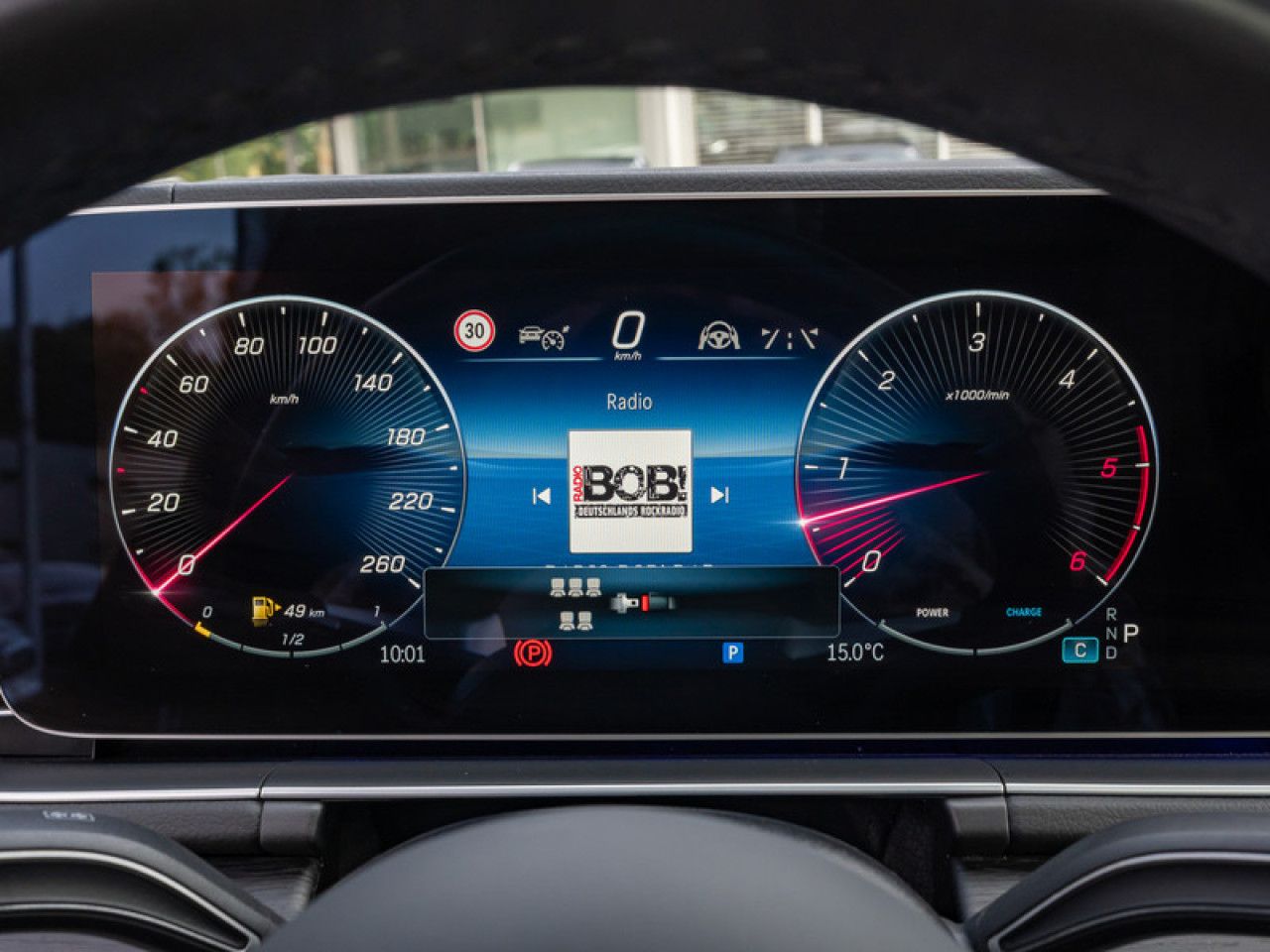 Mercedes-Benz GLS – Bild 16