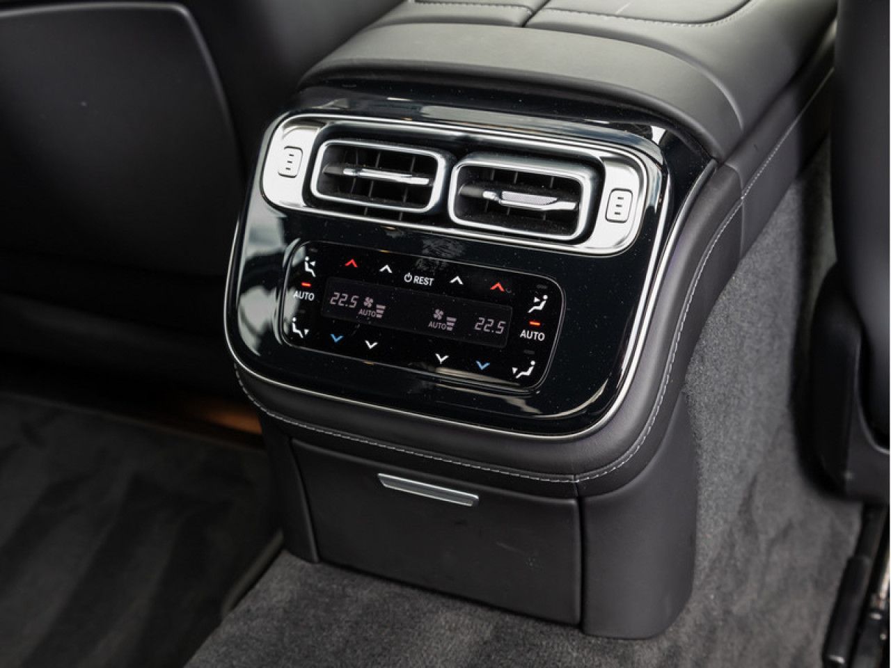 Mercedes-Benz S-Klasse – Bild 12