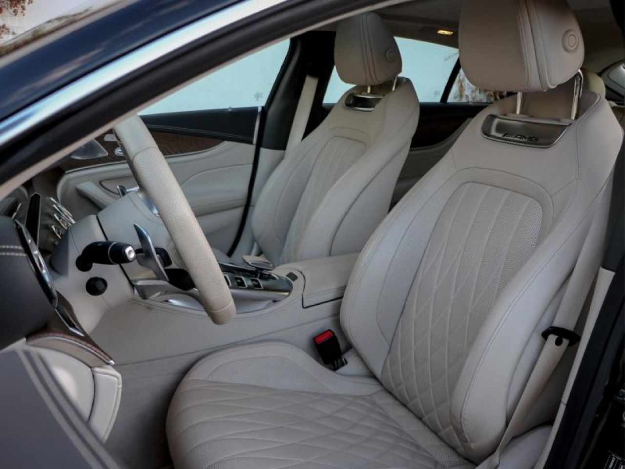 Photo du véhicule 5 / 18