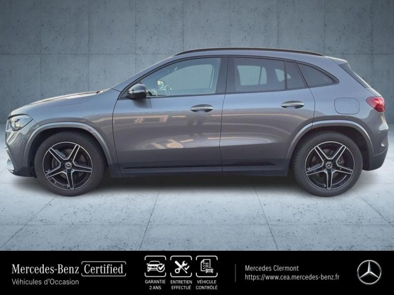 Photo du v&eacute;hicule 2 / 18