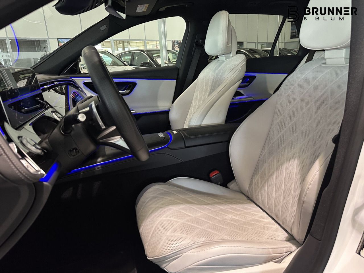 Mercedes-Benz E-Klasse – Bild 16
