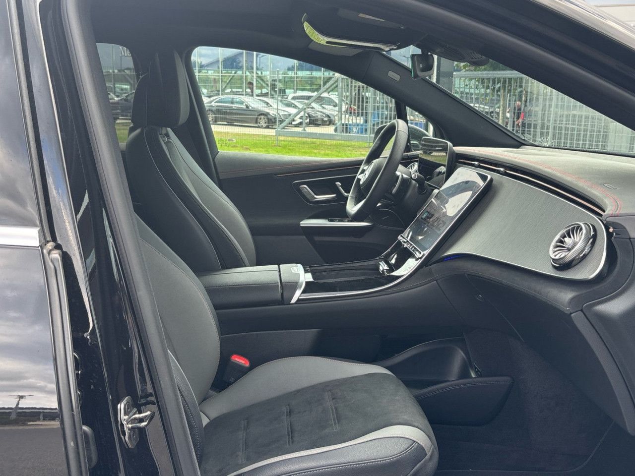 Mercedes-Benz EQE – Bild 17