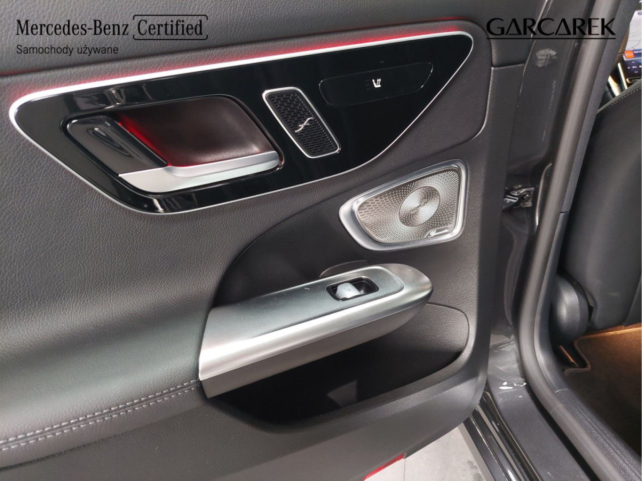 Zdj&eogon;cie pojazdu 19 / 24