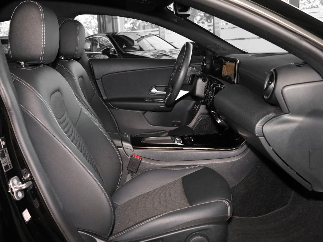 Mercedes-Benz CLA – Bild 5