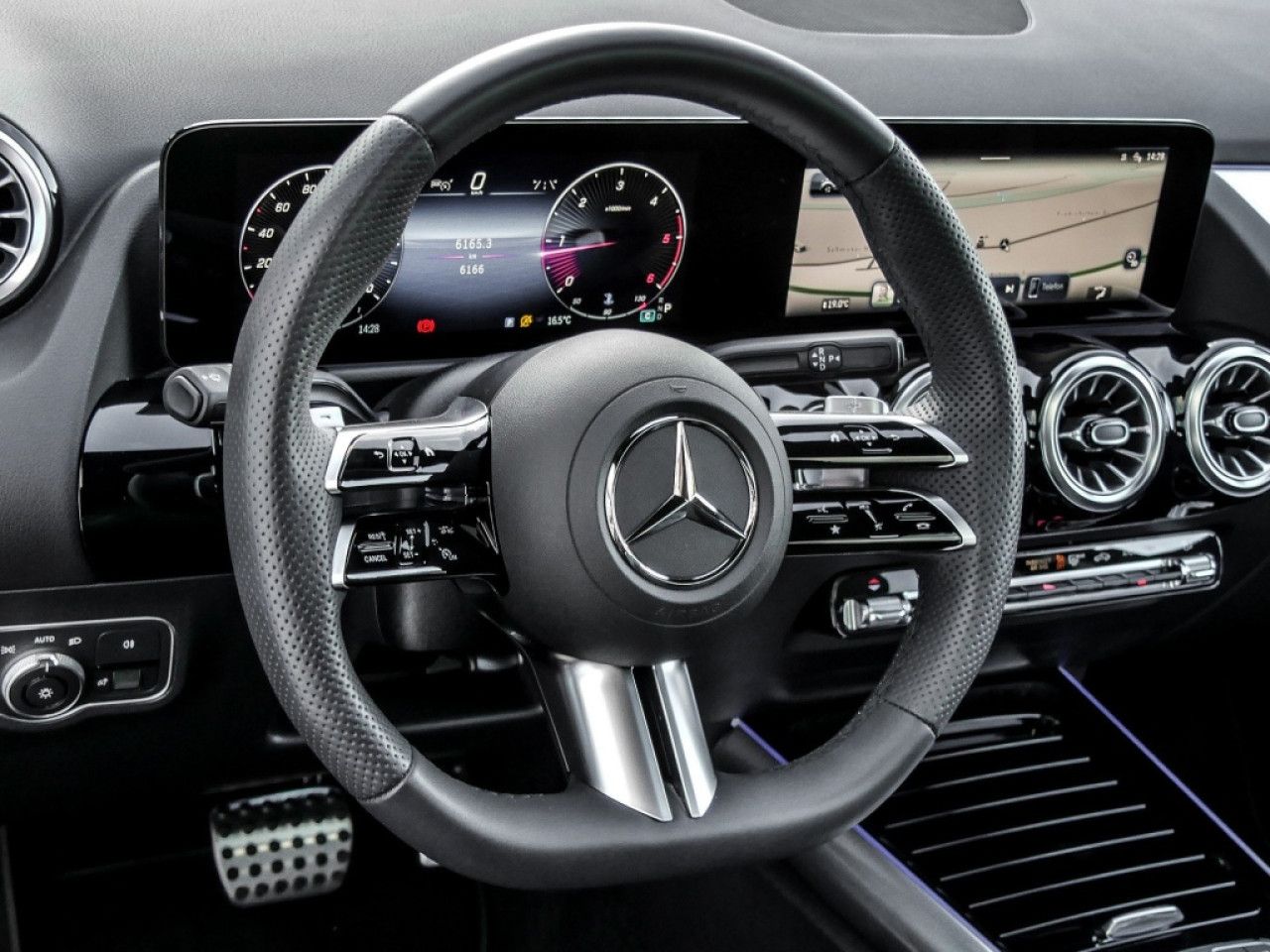 Mercedes-Benz GLA – Bild 8