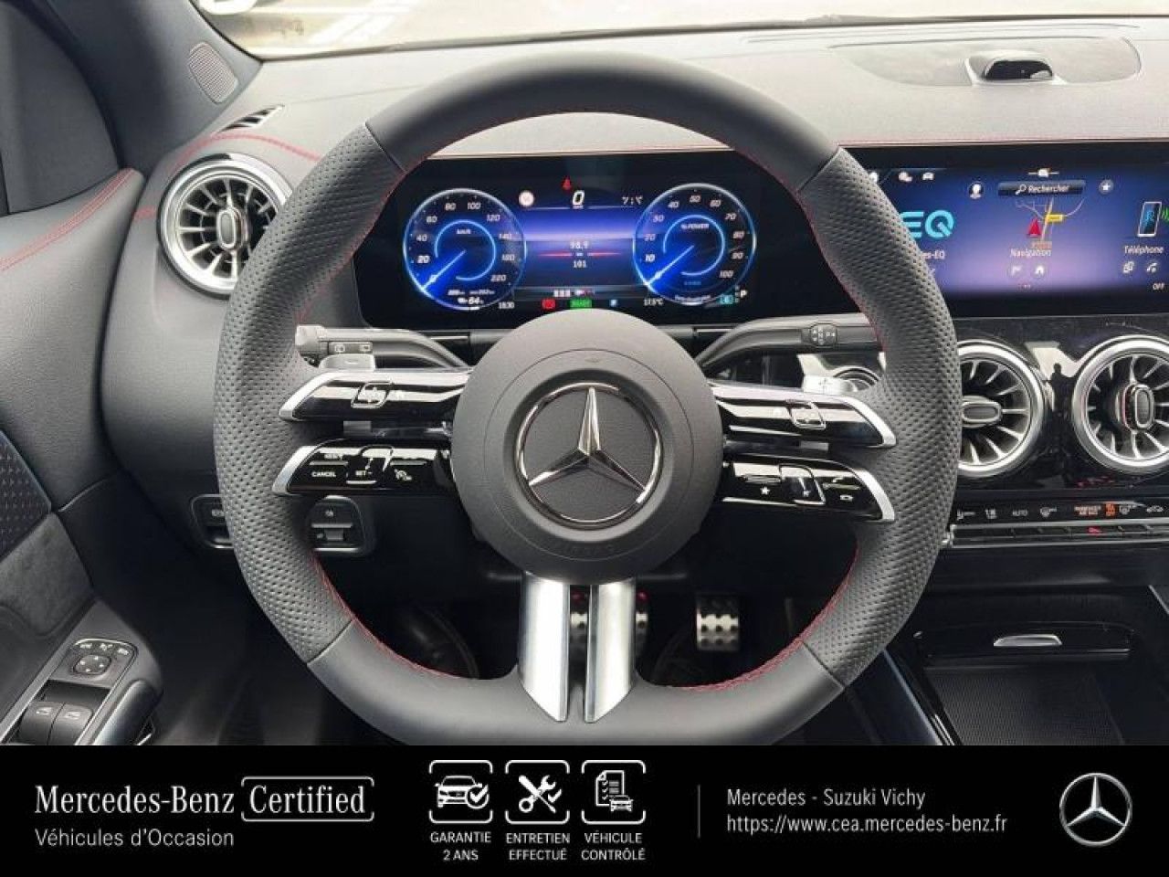 Photo du v&eacute;hicule 15 / 18