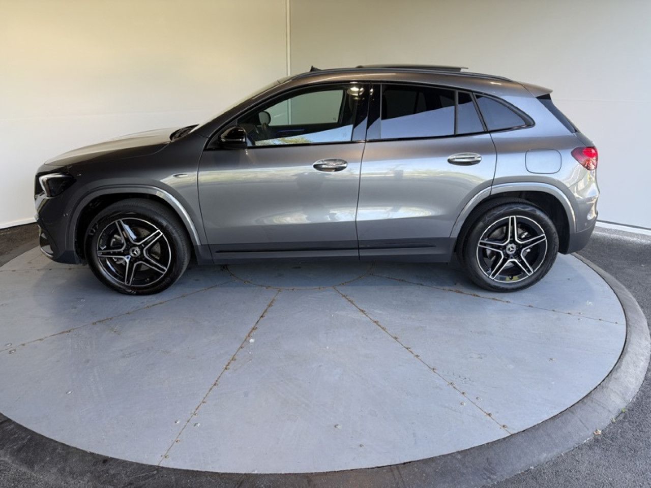 Photo du v&eacute;hicule 6 / 18