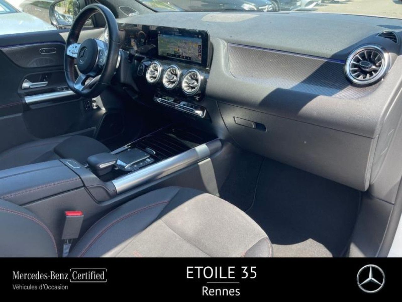 Photo du v&eacute;hicule 13 / 18