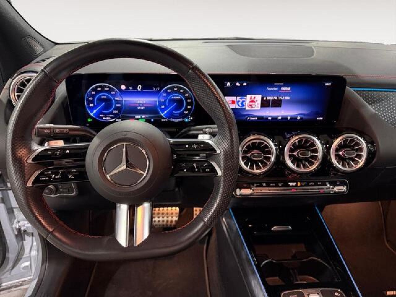 Imagem do veículo 15 / 15