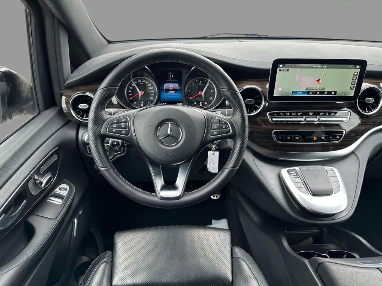 Zdjęcie pojazdu 9 / 10