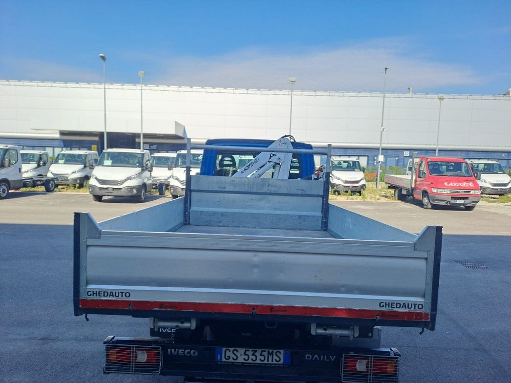 IVECO | DAILY 35C18 3.0 RIBALTABILE CON GRU E RADIOCOMANDO