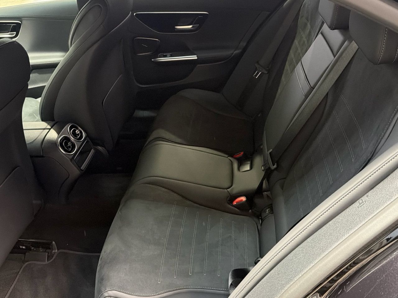 Mercedes-Benz C-Klasse – Bild 16