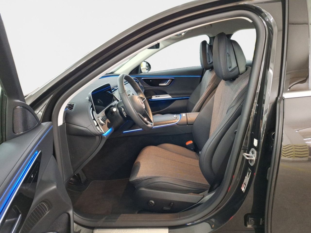 Mercedes-Benz E-Klasse – Bild 10