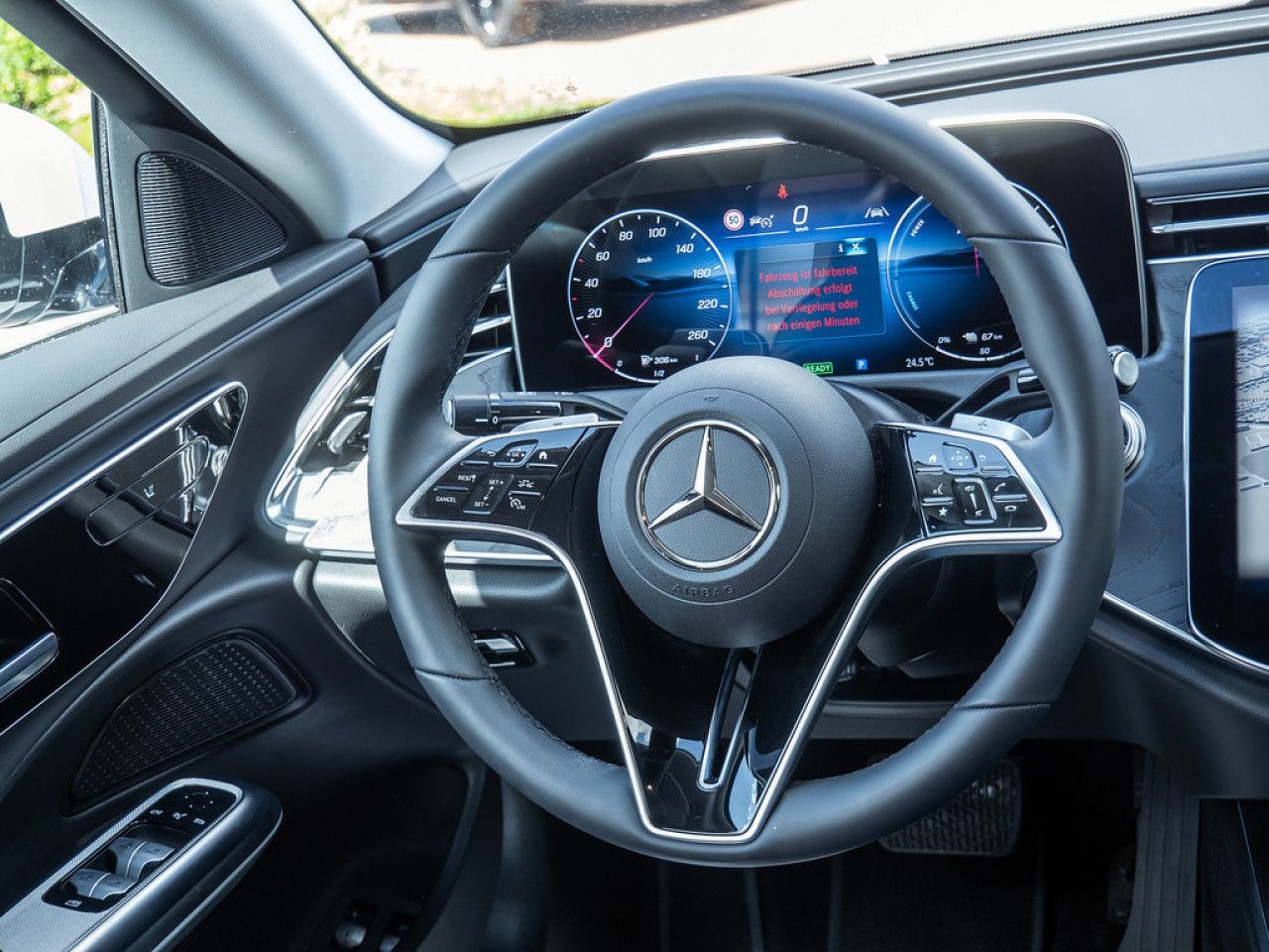Mercedes-Benz E-Klasse – Bild 9