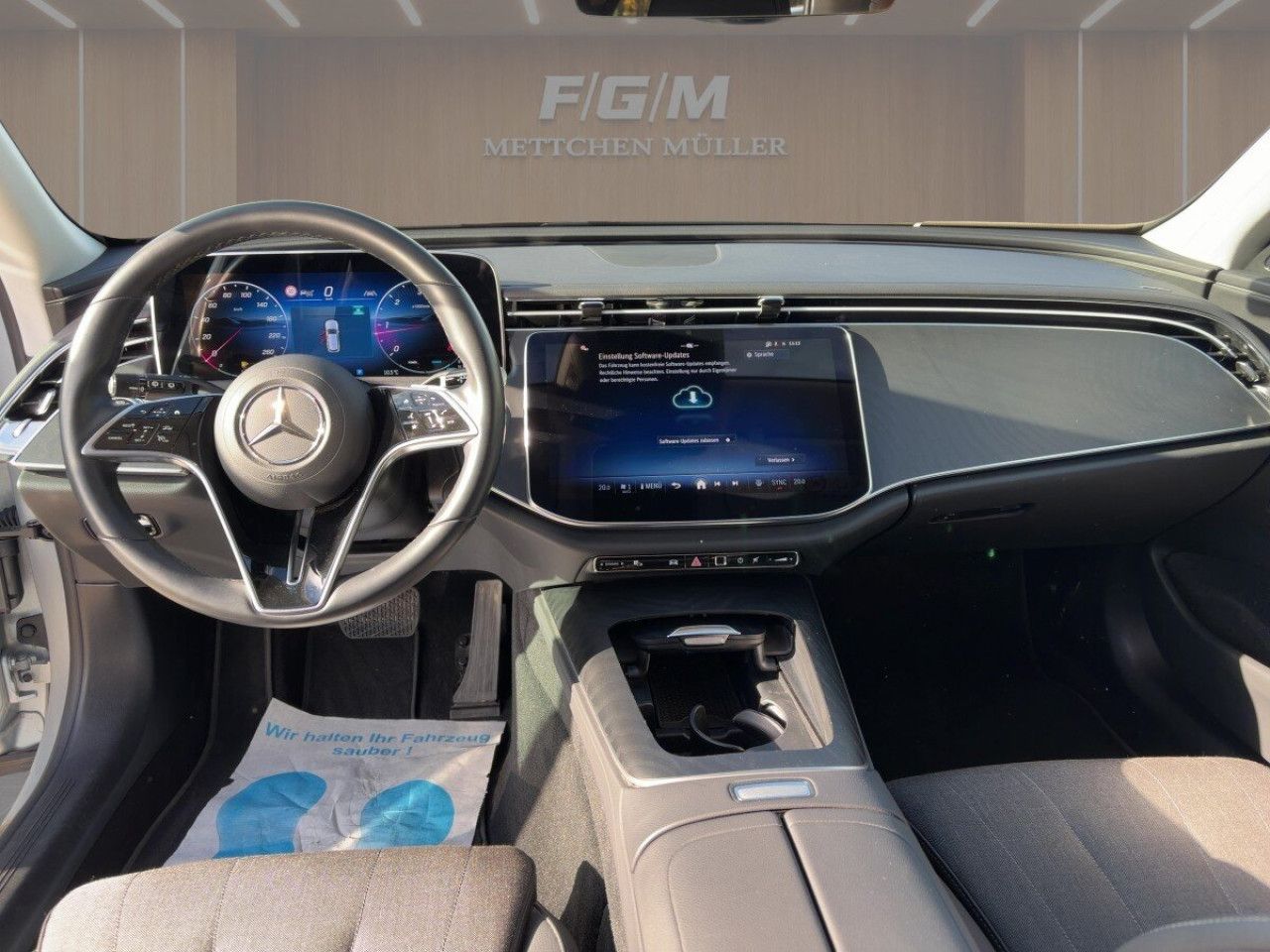 Mercedes-Benz E-Klasse – Bild 8