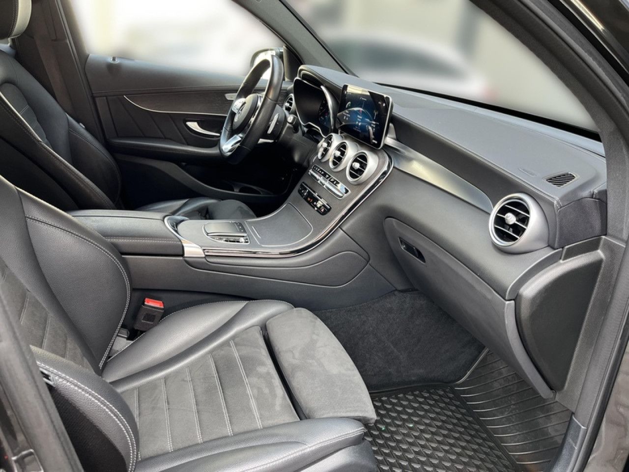 Zdjęcie pojazdu 13 / 17