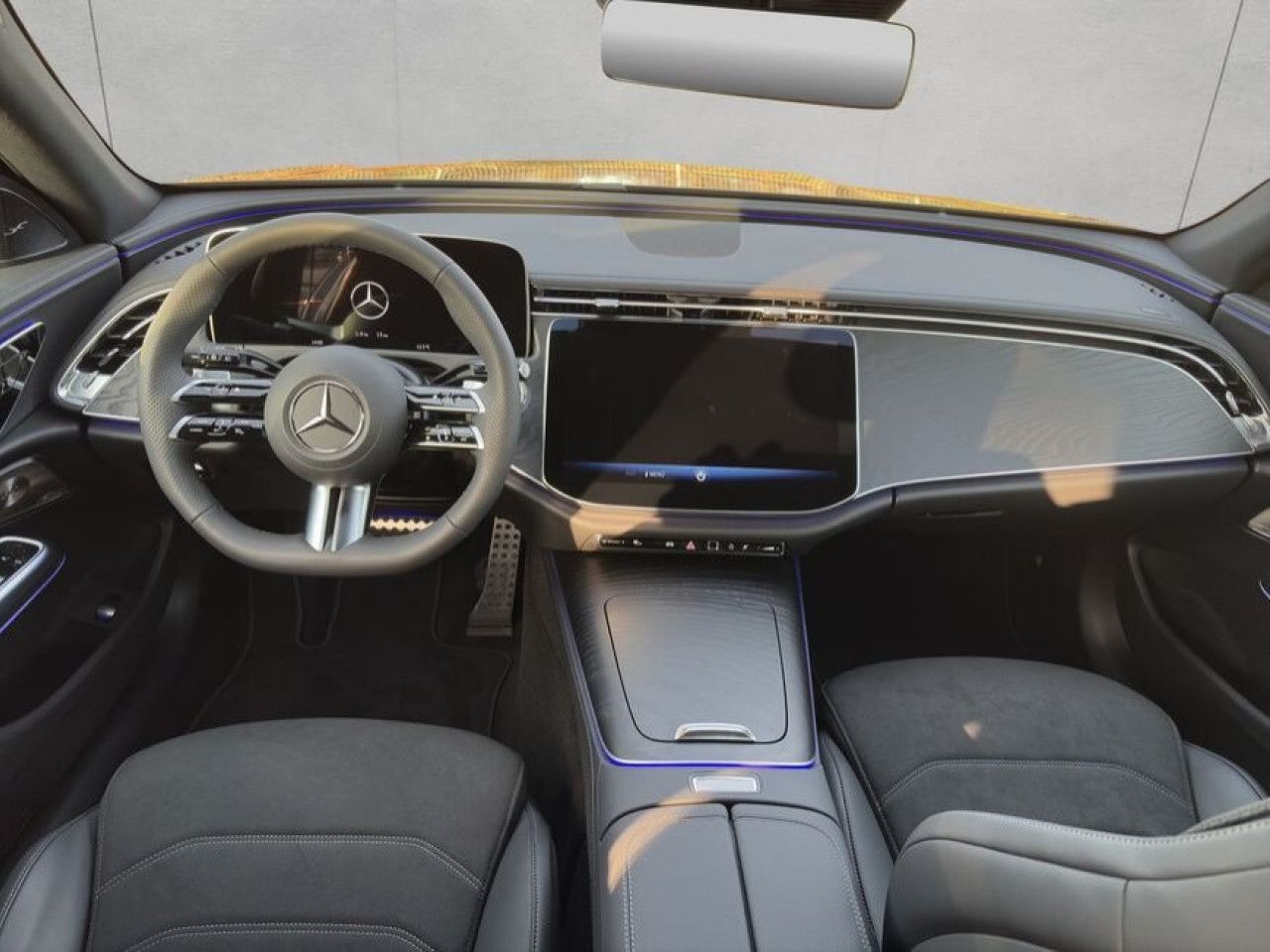 Mercedes-Benz E-Klasse – Bild 13