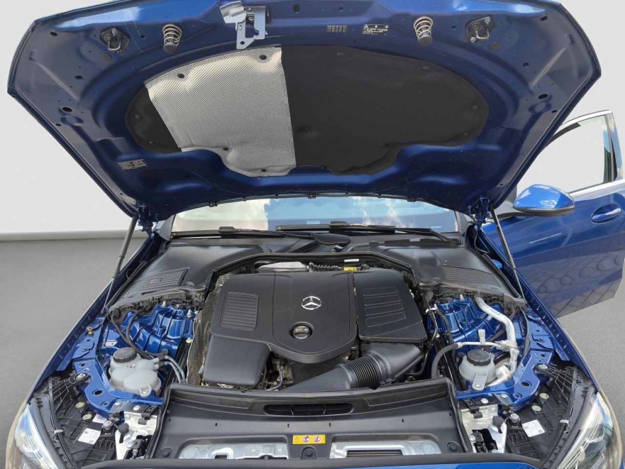 Mercedes-Benz C-Klasse – Bild 15