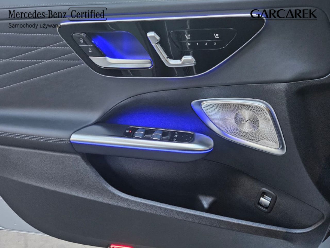 Zdjęcie pojazdu 25 / 29