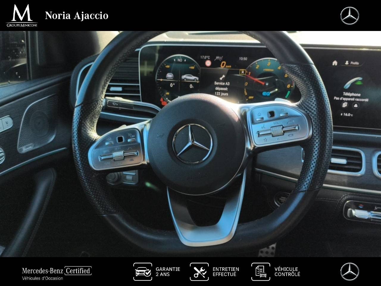 Photo du v&eacute;hicule 17 / 18