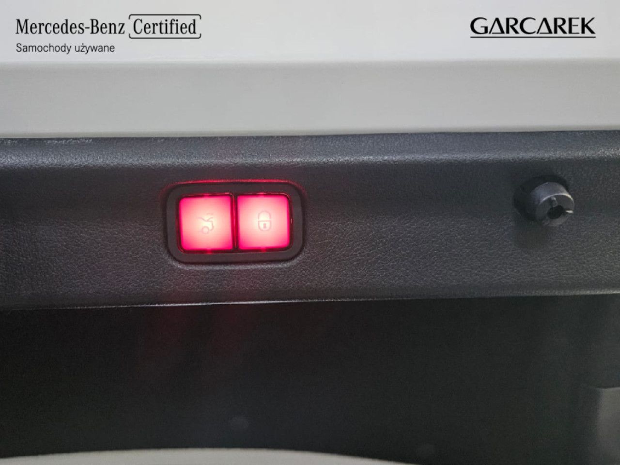 Zdjęcie pojazdu 8 / 26