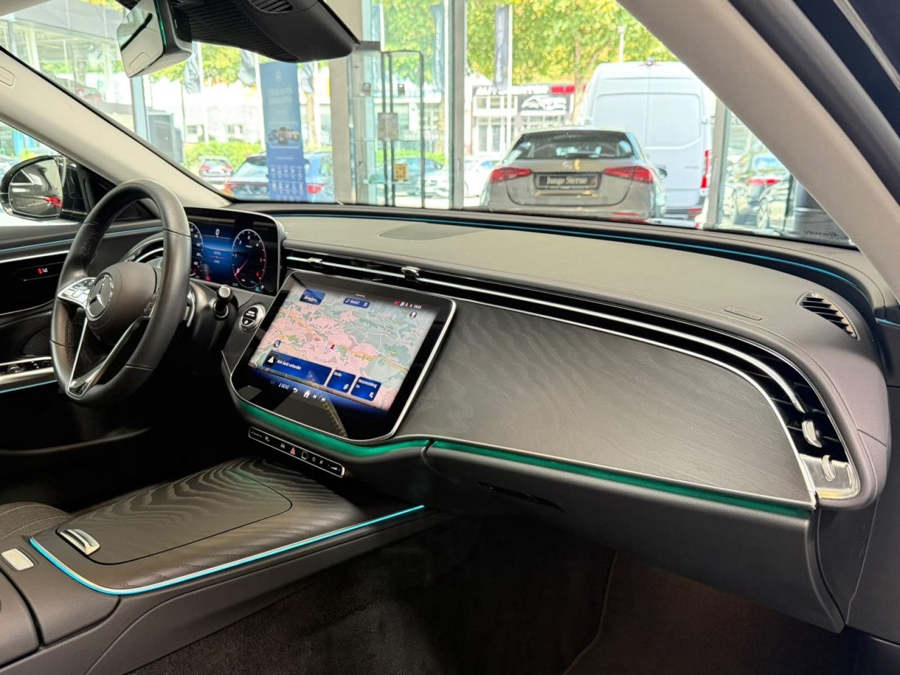 Mercedes-Benz E-Klasse – Bild 12