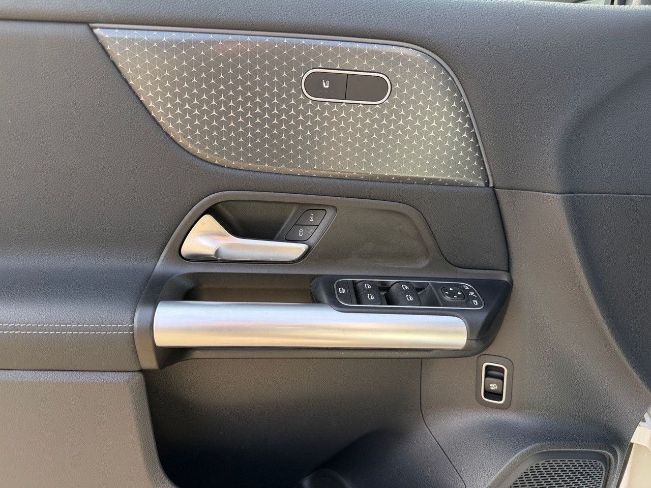 Fahrzeugbild 13 / 14