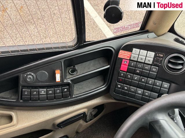 IVECO Magelys 11