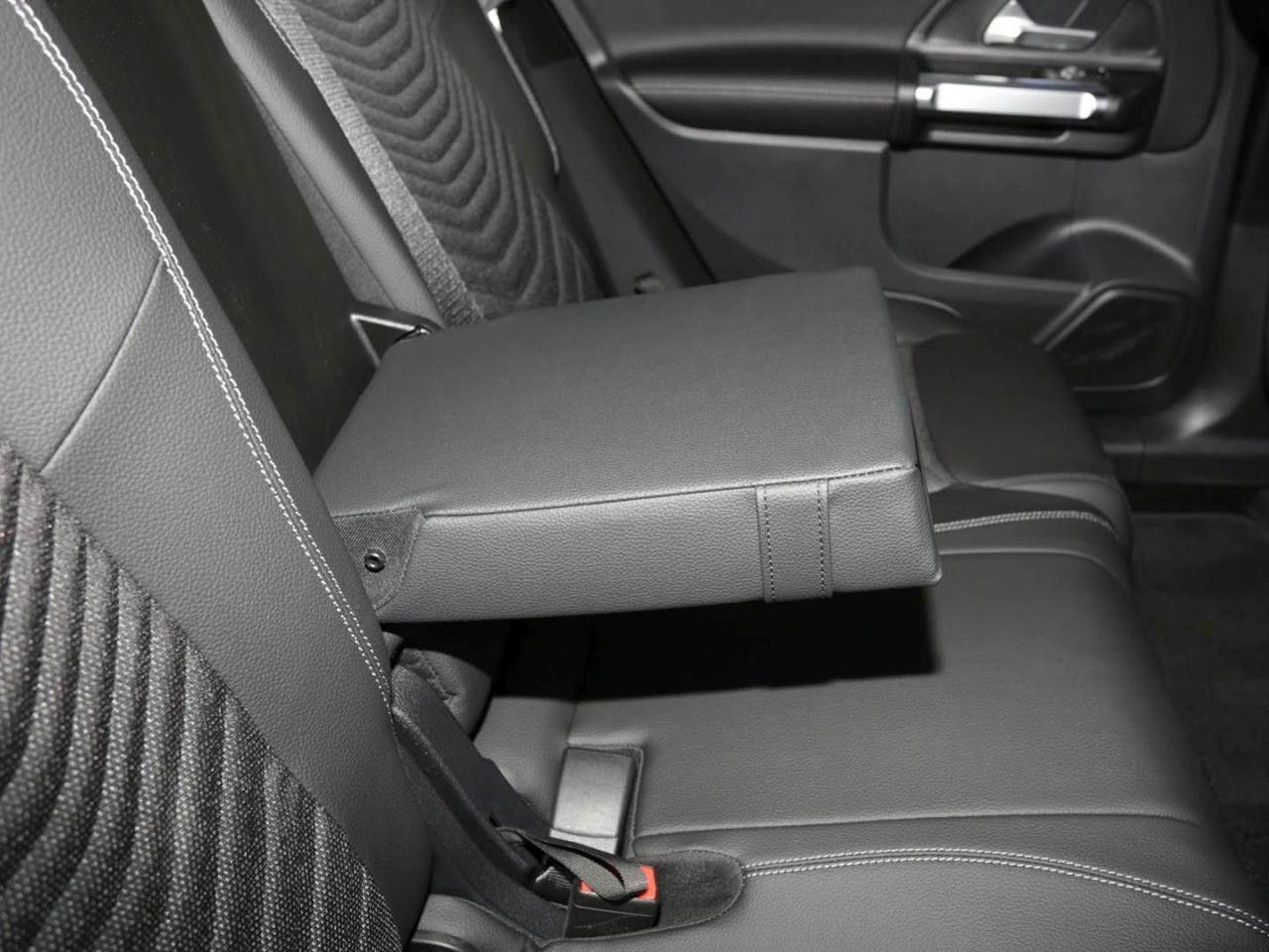 Fahrzeugbild 10 / 24