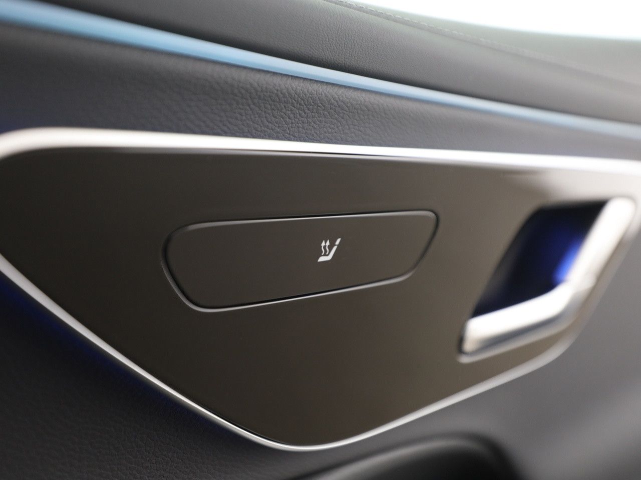 Mercedes-Benz E-Klasse – Bild 17