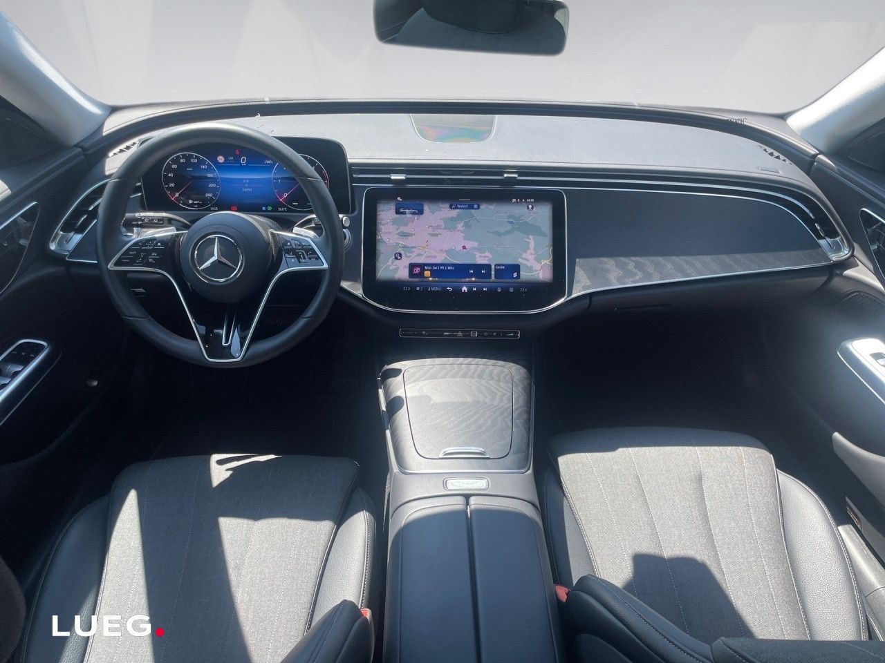 Mercedes-Benz E-Klasse – Bild 11