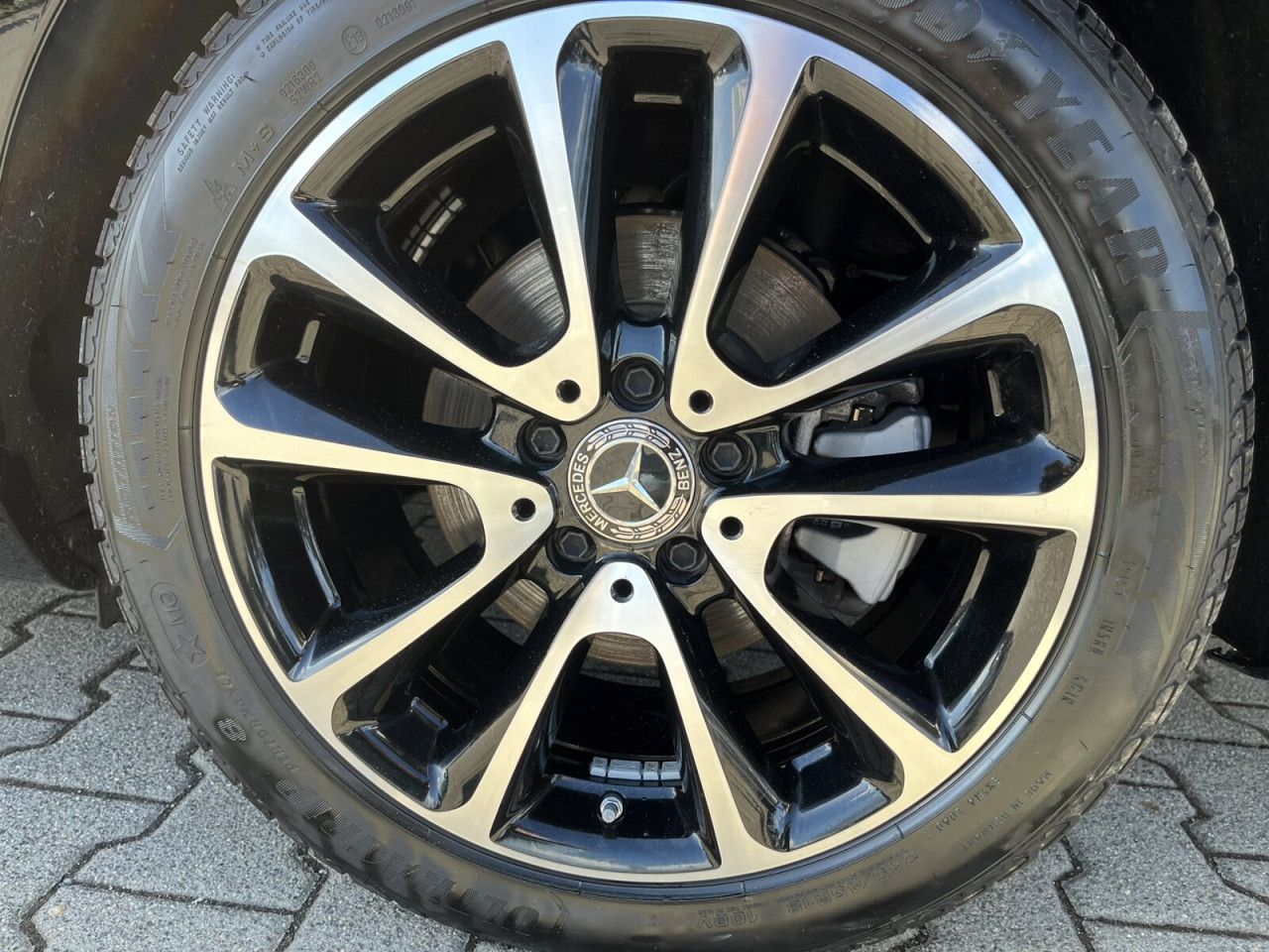 Mercedes-Benz E-Klasse – Bild 6