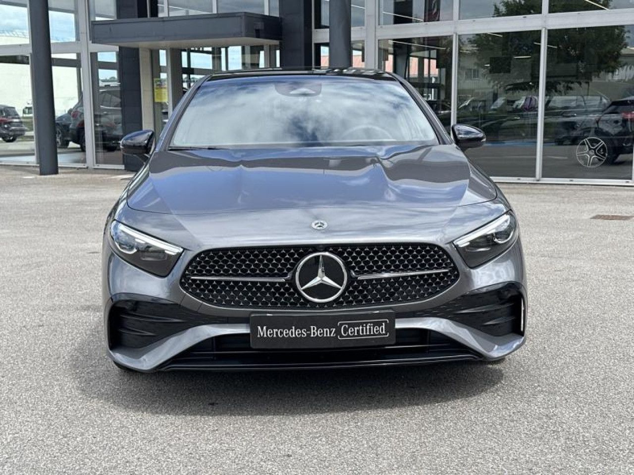 Photo du v&eacute;hicule 8 / 18