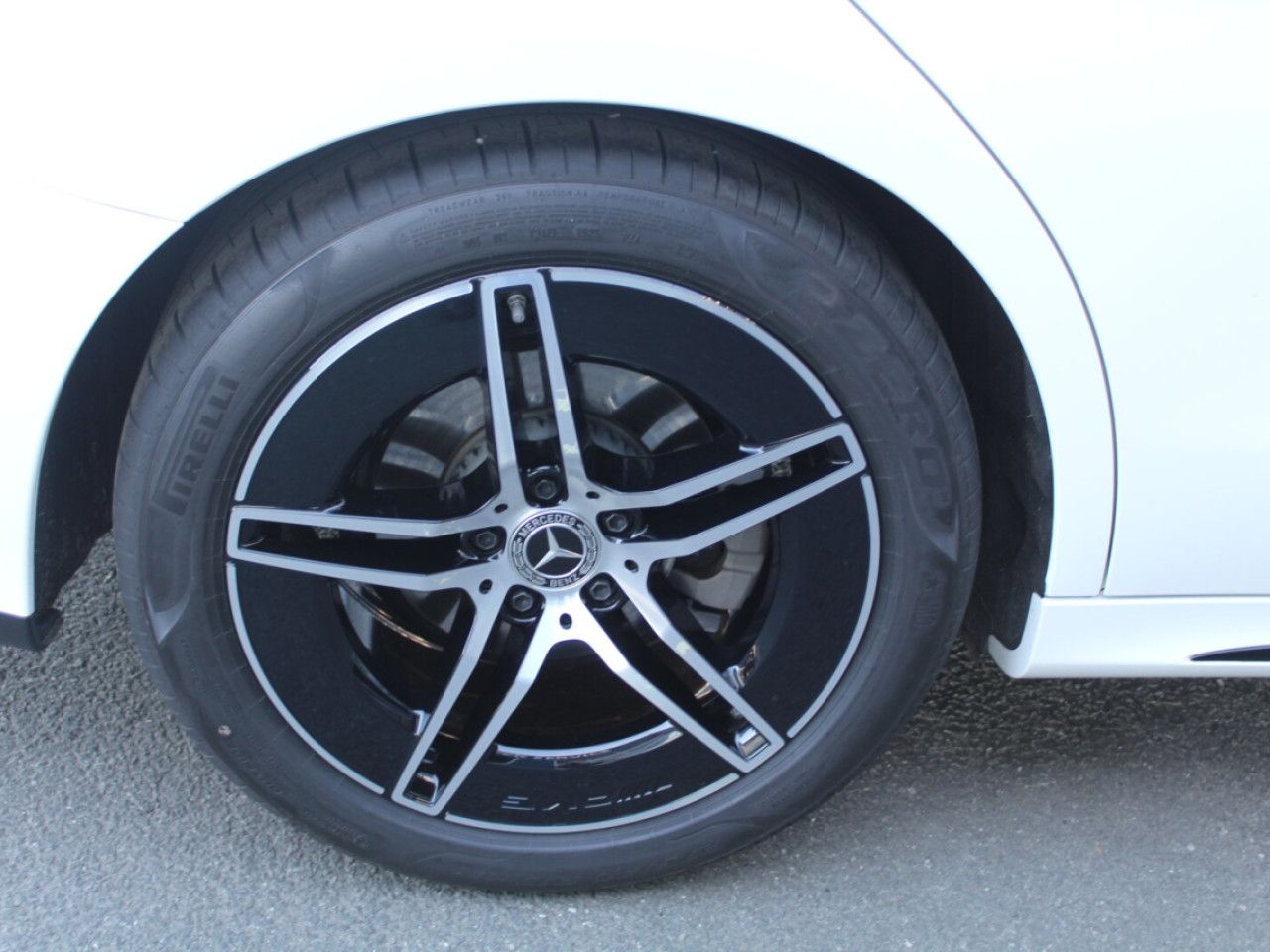 Fahrzeugbild 17 / 19