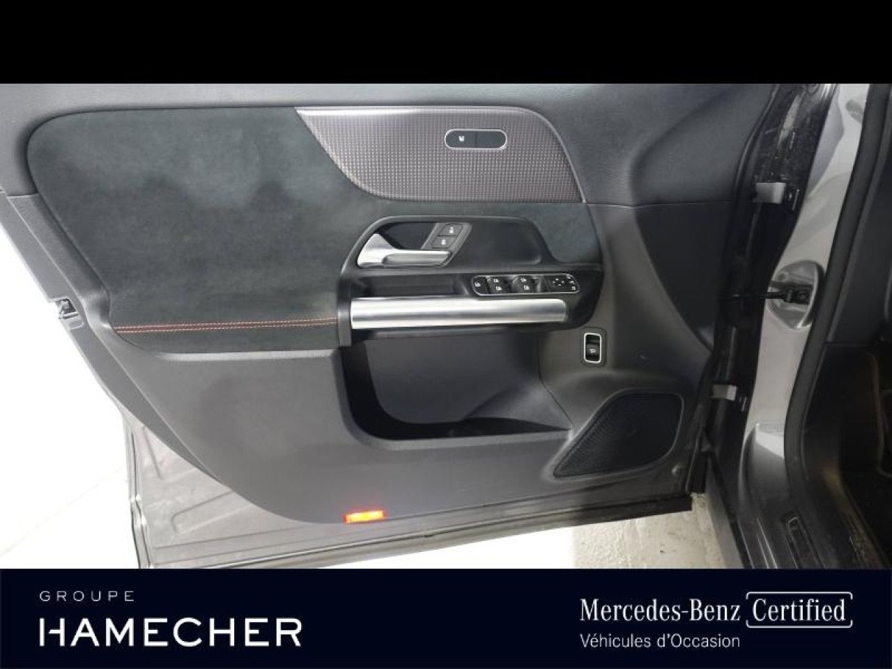 Photo du v&eacute;hicule 13 / 18