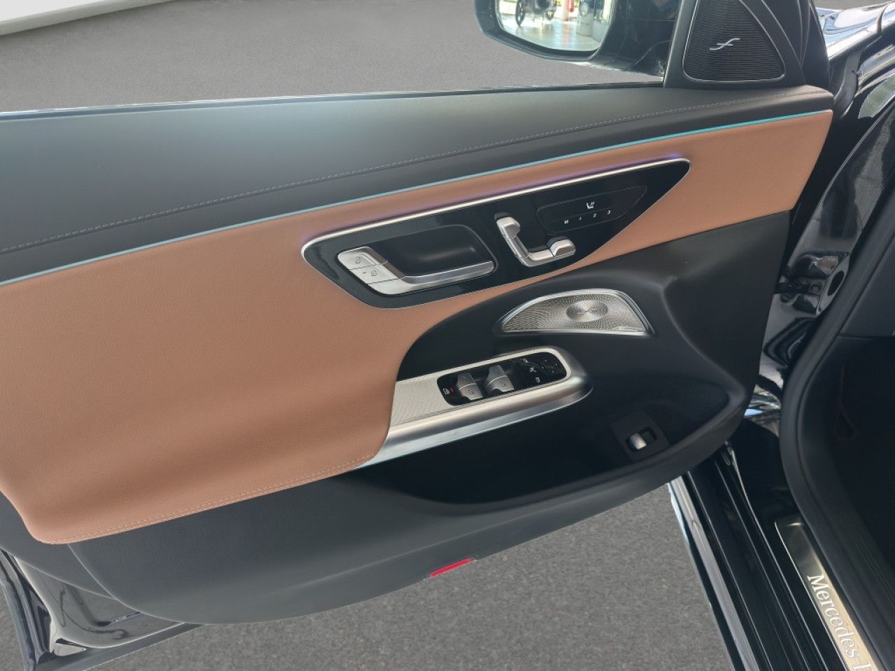 Mercedes-Benz E-Klasse – Bild 11