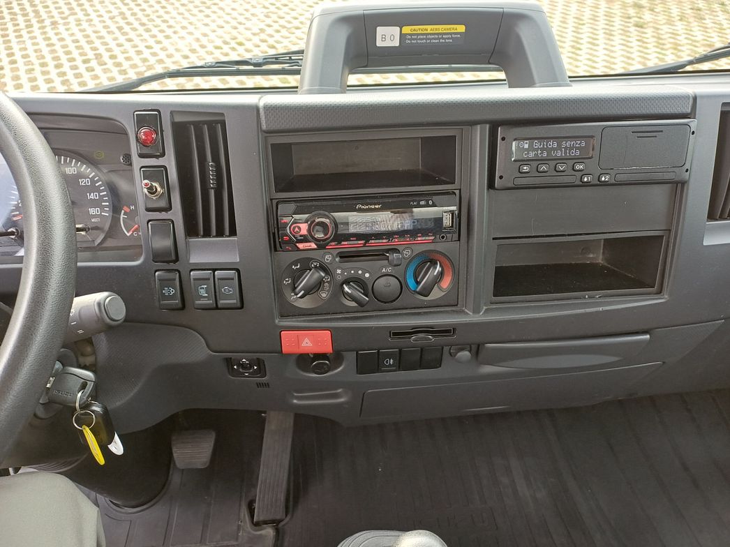 Isuzu | N2R P75