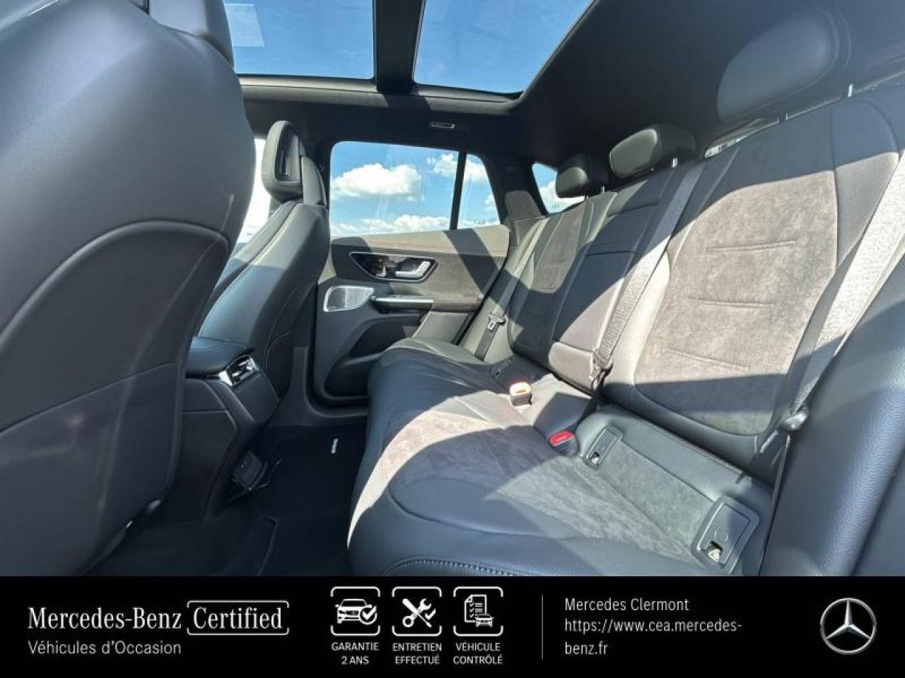 Photo du v&eacute;hicule 9 / 18