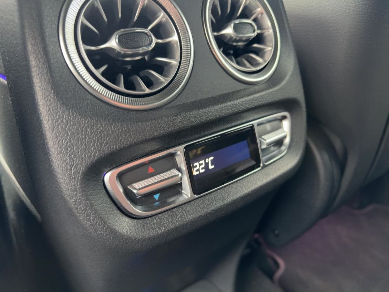 Mercedes-Benz G-Klasse – Bild 17