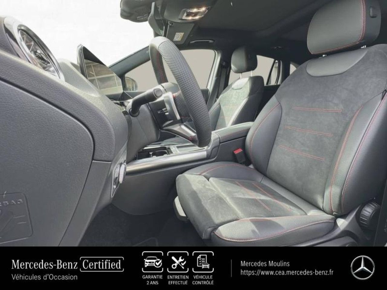 Photo du v&eacute;hicule 15 / 18