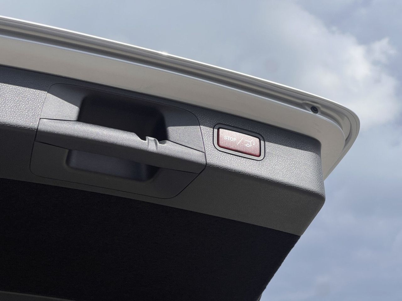 Mercedes-Benz E-Klasse – Bild 15