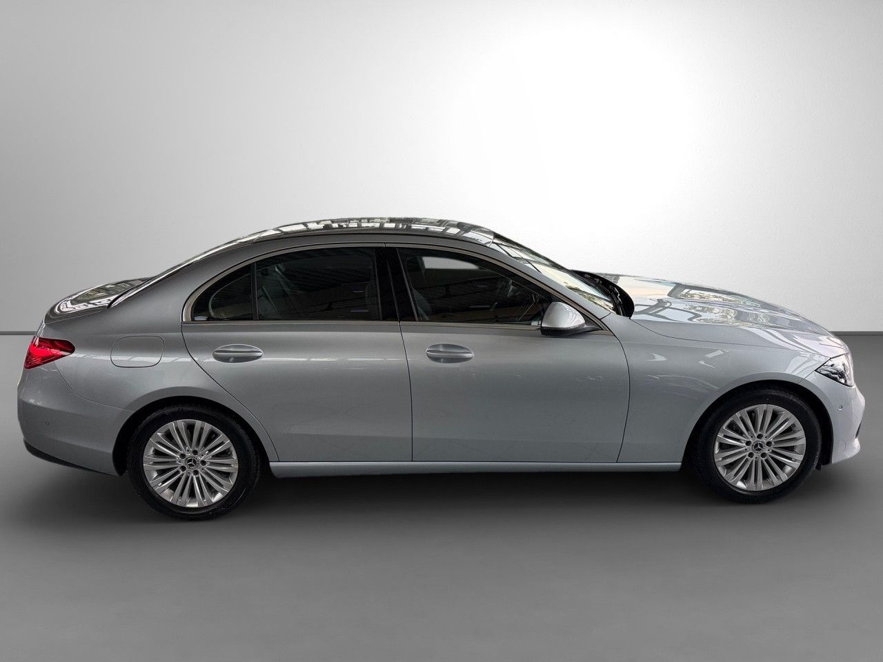 Mercedes-Benz C-Klasse – Bild 8