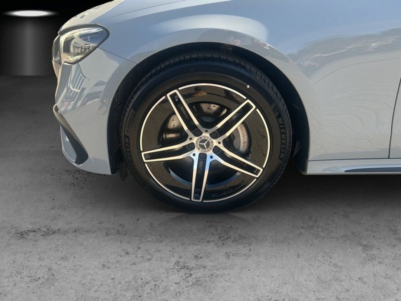 Mercedes-Benz E-Klasse – Bild 14