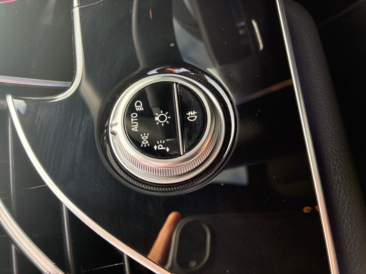 Mercedes-Benz E-Klasse – Bild 19