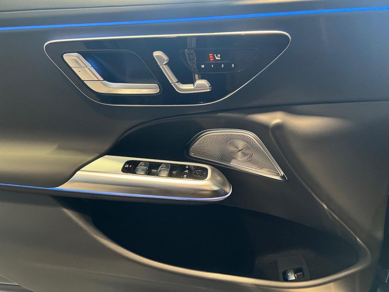 Mercedes-Benz E-Klasse – Bild 7