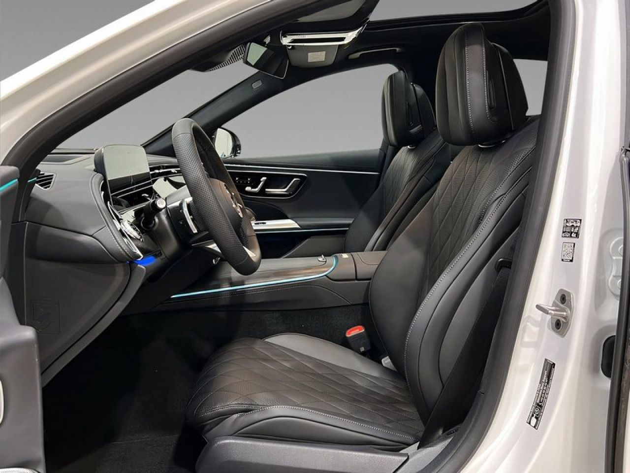 Mercedes-Benz E-Klasse – Bild 7