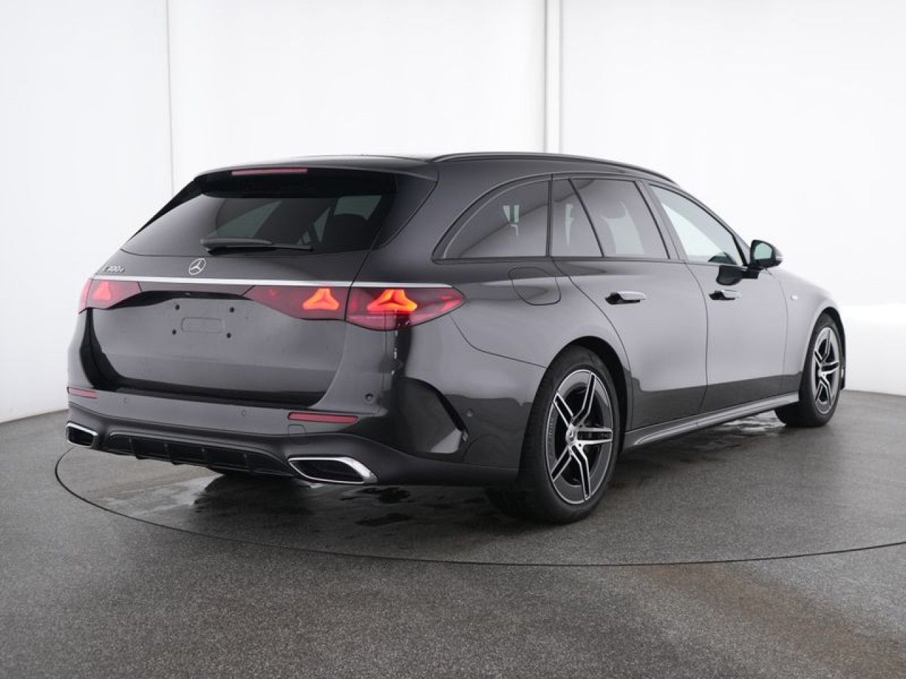Mercedes-Benz E-Klasse – Bild 2