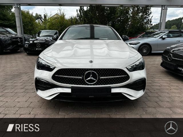 Mercedes-Benz CLE 300 Hybrid